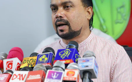 මේ ආණ්ඩුව කාලේ "කුඩු ගේන්නෙත් රාජ්‍ය අනුග්‍රහයෙන්, කුඩු අල්ලන්නෙත් රාජ්‍ය අනුග්‍රහයෙන්"...