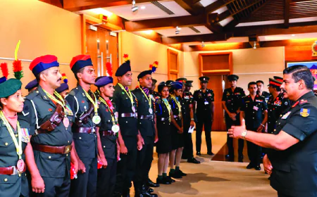 ලක්මව රනින් සැරසුවාට හමුදාපතිගෙන් බුහුමන්..!