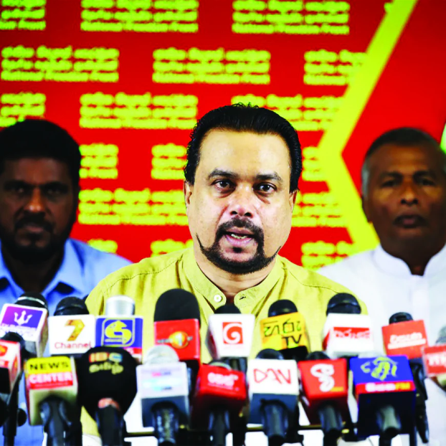 රණවිරුවන් සිරගත කරමින් - කොටි ත්‍රස්තවාදීන් නිදහස් කරමින්  කොටි ඩයස්‌පෝරාව හා ජාත්‍යන්තරය පිනවන  ආණ්ඩුව දෙබිඩි පිළිවෙතක..!