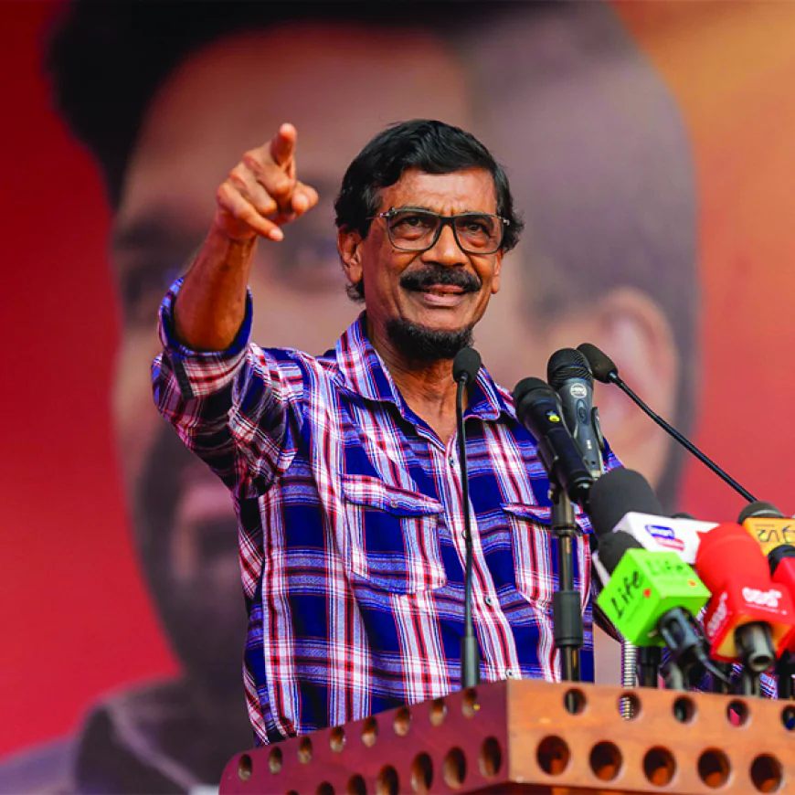 ටිල්වින්ගේ හතුරා පැමිණ ඇති වගයි...