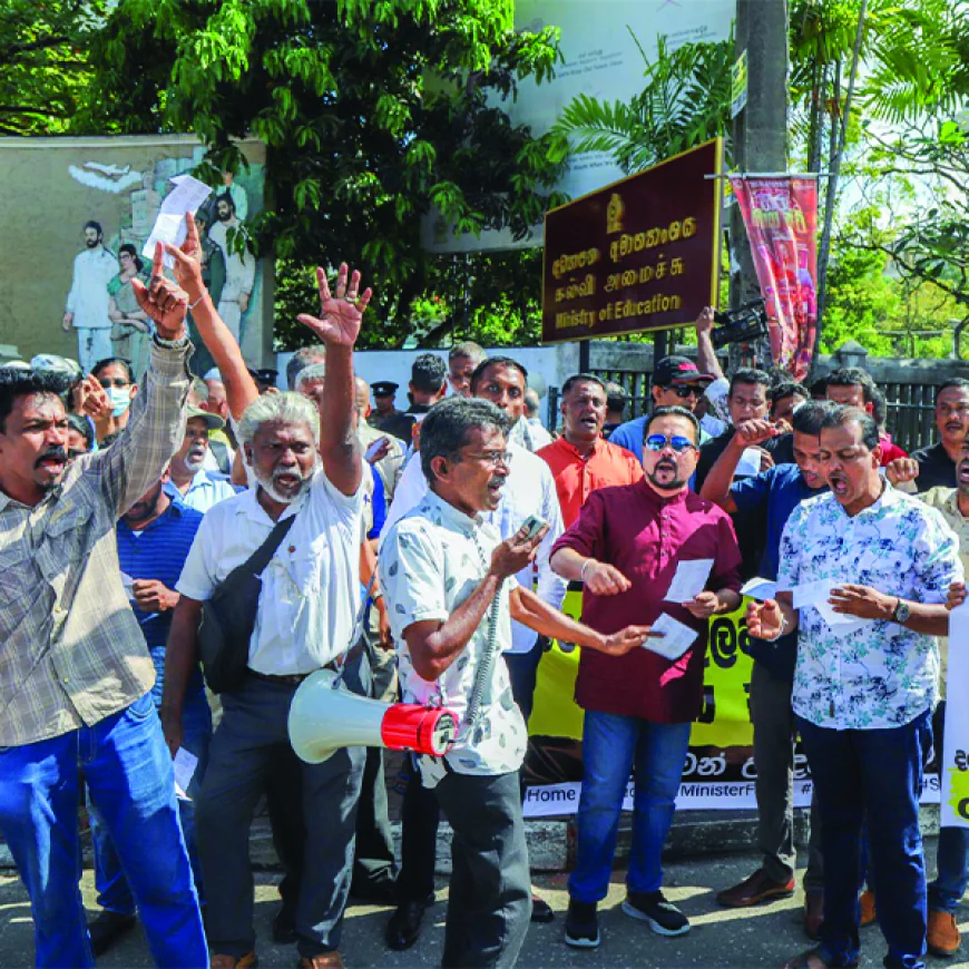 හරිනි ප්‍රතිසංස්කරණ අකුලයි  විමල් සත්‍යග්‍රහය අකුලයි...