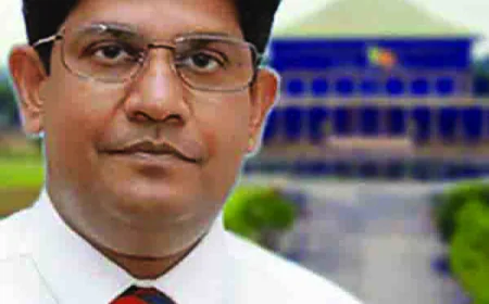 රාජකාරියෙන් ඉවත්කිරීම නීතියට පටහැනියි...