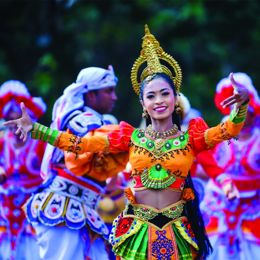 "ගොඩනඟමු ශ්‍රී ලංකා" තේමාව යටතේ   නව ආර්ථික සහ සමාජීය   පරිවර්තනයක් ඉල්ලයි