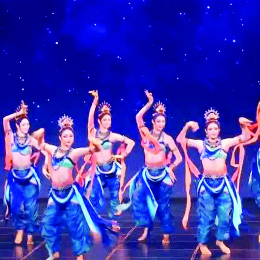 මහජන චීනය ඊයේ (16) අලුත් අවුරුද්ද සමරයි.