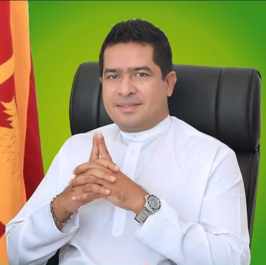 හැකර්ලා, පැකර්ලා නෑ...  මේකේ ඉන්නේ සුද්ධෝදනලා..!